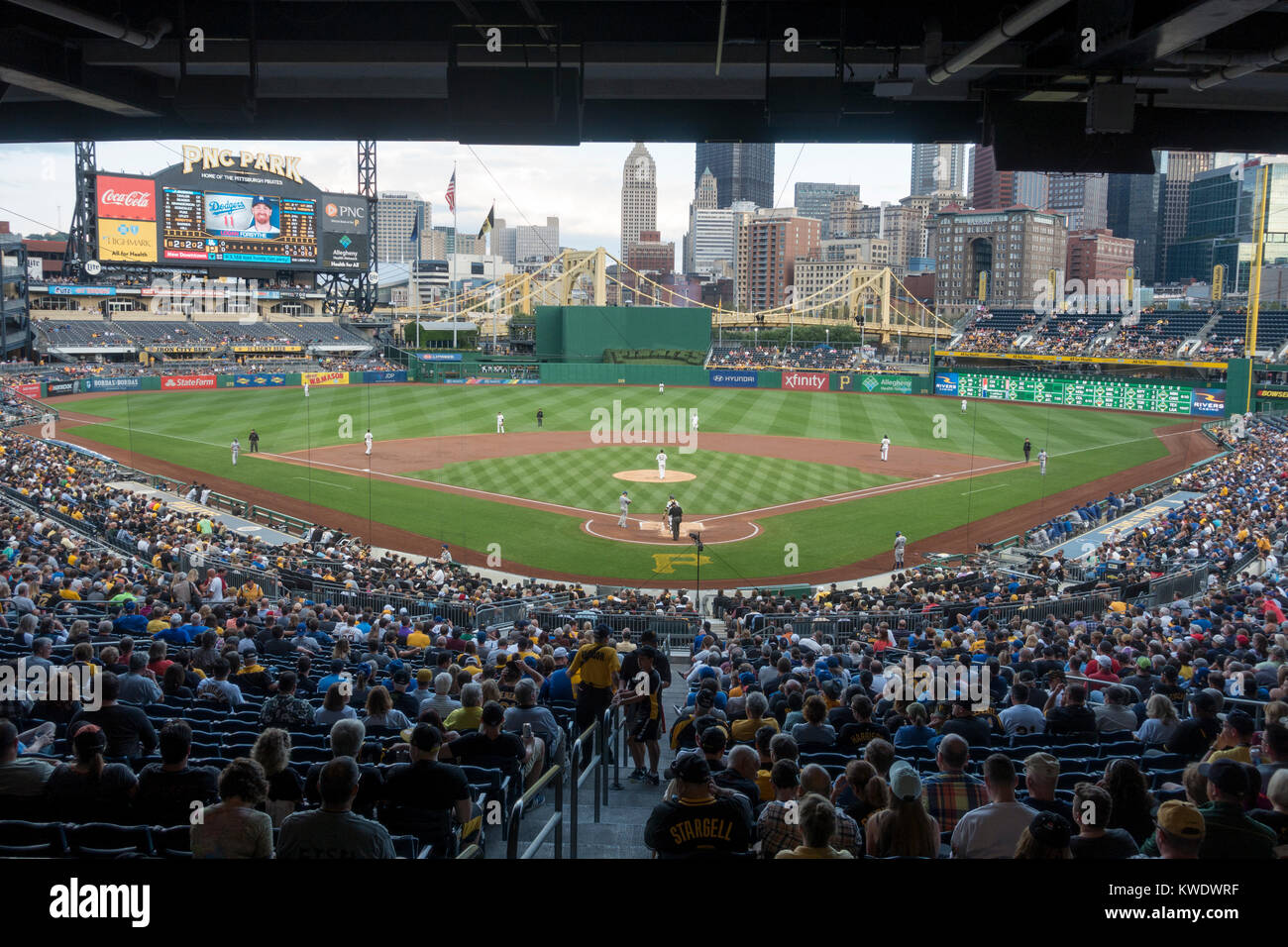 PNC Park, le terrain d'accueil pour les Pirates de Pittsburgh en ligue majeure de baseball dans l'équipe de Pittsburgh, Pennsylvanie, États-Unis. Banque D'Images