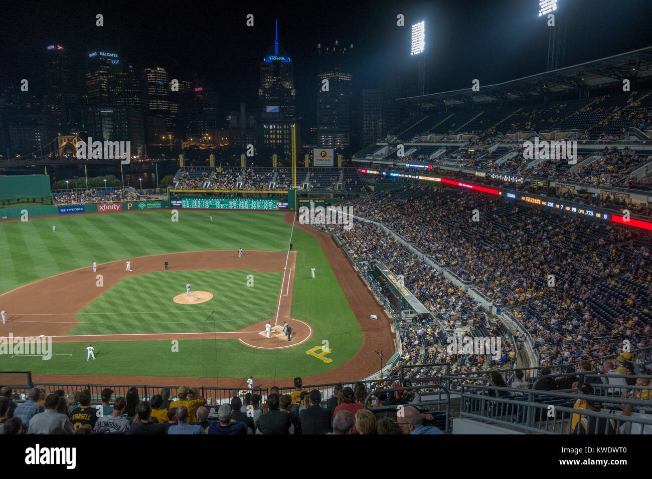 PNC Park, le terrain d'accueil pour les Pirates de Pittsburgh en ligue majeure de baseball dans l'équipe de Pittsburgh, Pennsylvanie, États-Unis. Banque D'Images