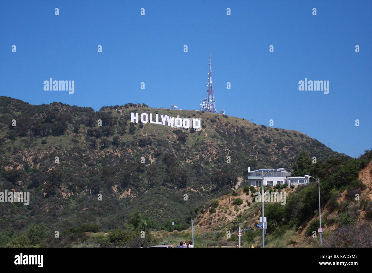 Le panneau Hollywood avec vue sur Los Angeles. Le signe iconique a été créé en 1923. Banque D'Images