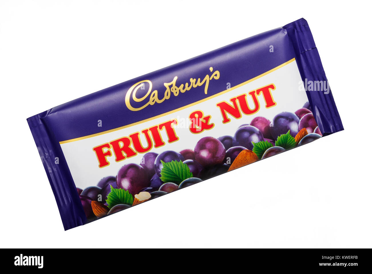 Une barre de chocolat au lait aux fruits et noix de cadbury Banque d