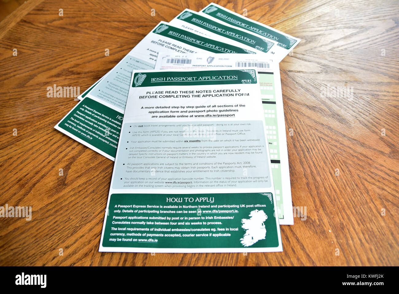 Forte augmentation des demandes de passeport irlandais. UK : 2 janvier 2017 Credit : Mark Winter/Alamy Banque D'Images