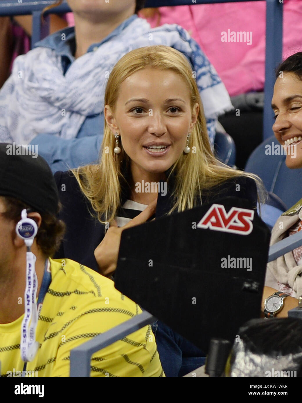 D Jelena Ristic Jelena ristic Banque de photographies et d’images à haute résolution ...