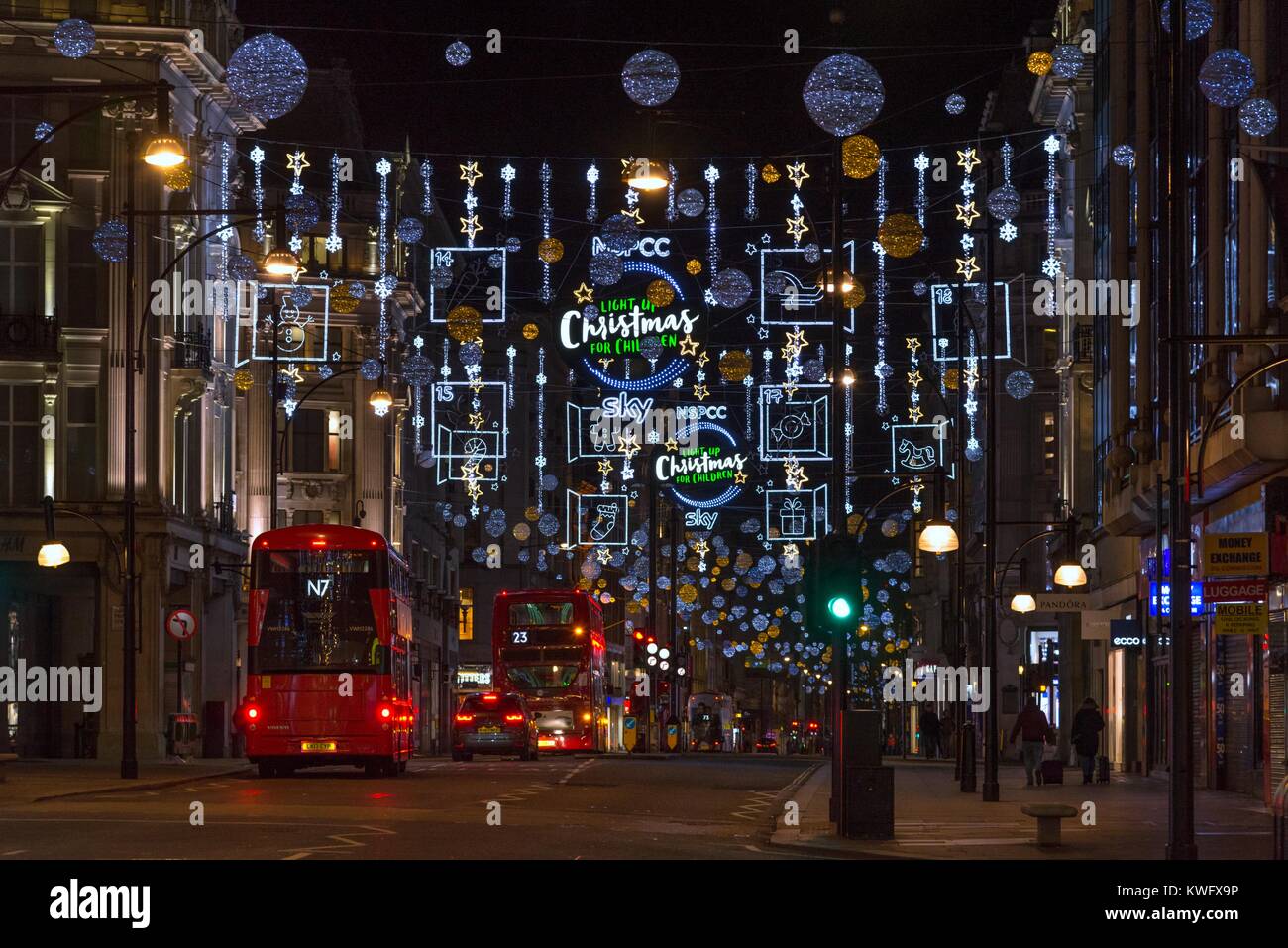 Londres, Oxford street 2017 Noël décorations Banque D'Images