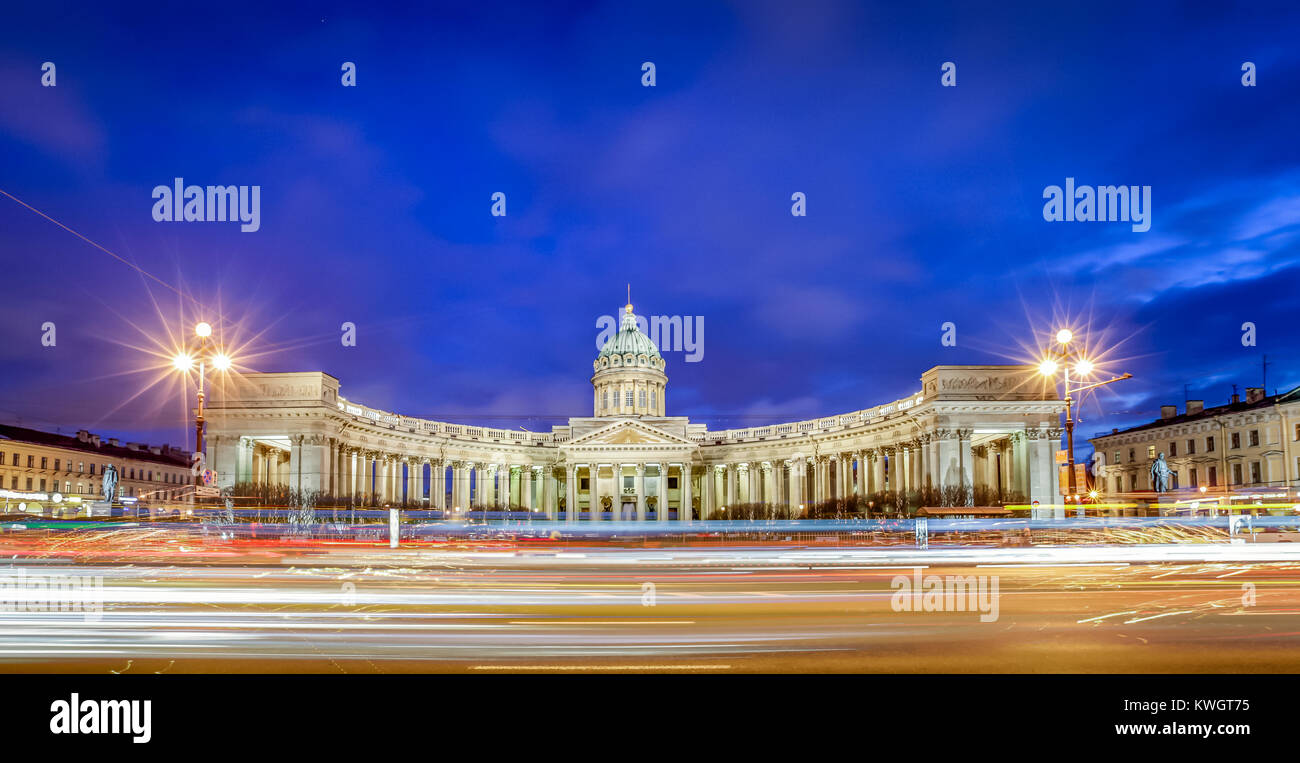 La Cathédrale de Kazan ou Kazanskiy Kafedralniy Каза́нский Sobor (кафедра́льный собо́р : russe), également connu sous le nom de la cathédrale de Notre-Dame de Kazan, est une cath Banque D'Images