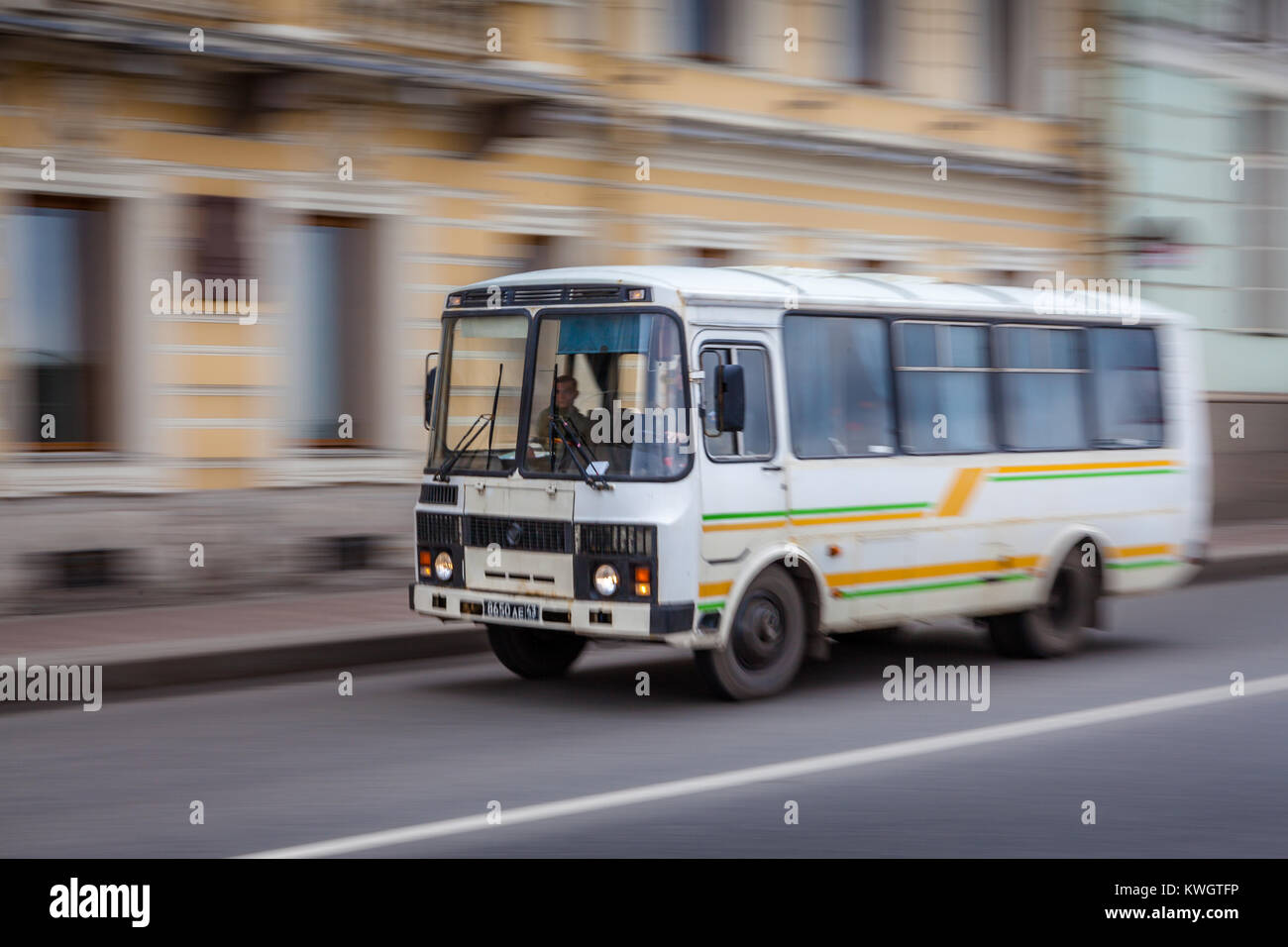 Autobus panoramique dans Saint Petersburg Russie Banque D'Images