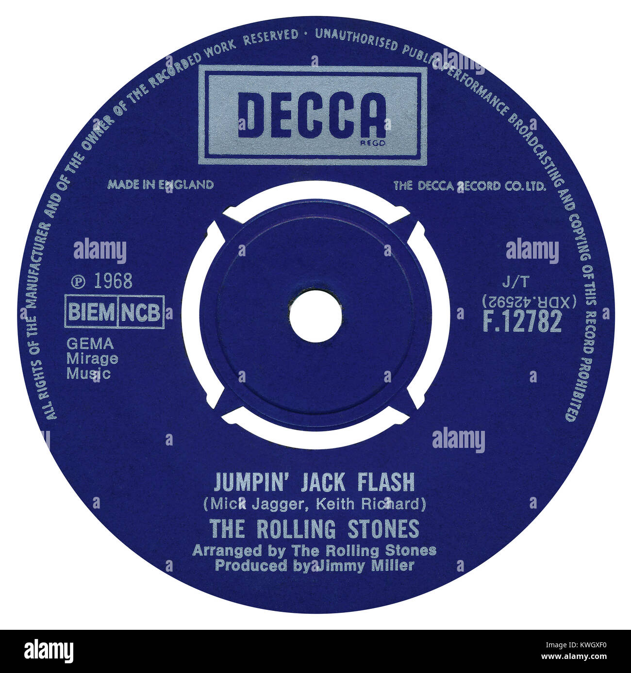 45 TR/MIN 7' UK record label de Jumping Jack Flash" des Rolling Stones. Écrit par Mick Jagger et Keith Richard, organisé par les Rolling Stones et produit par Jimmy Miller. Publié en mai 1968 sur Decca Records. Banque D'Images