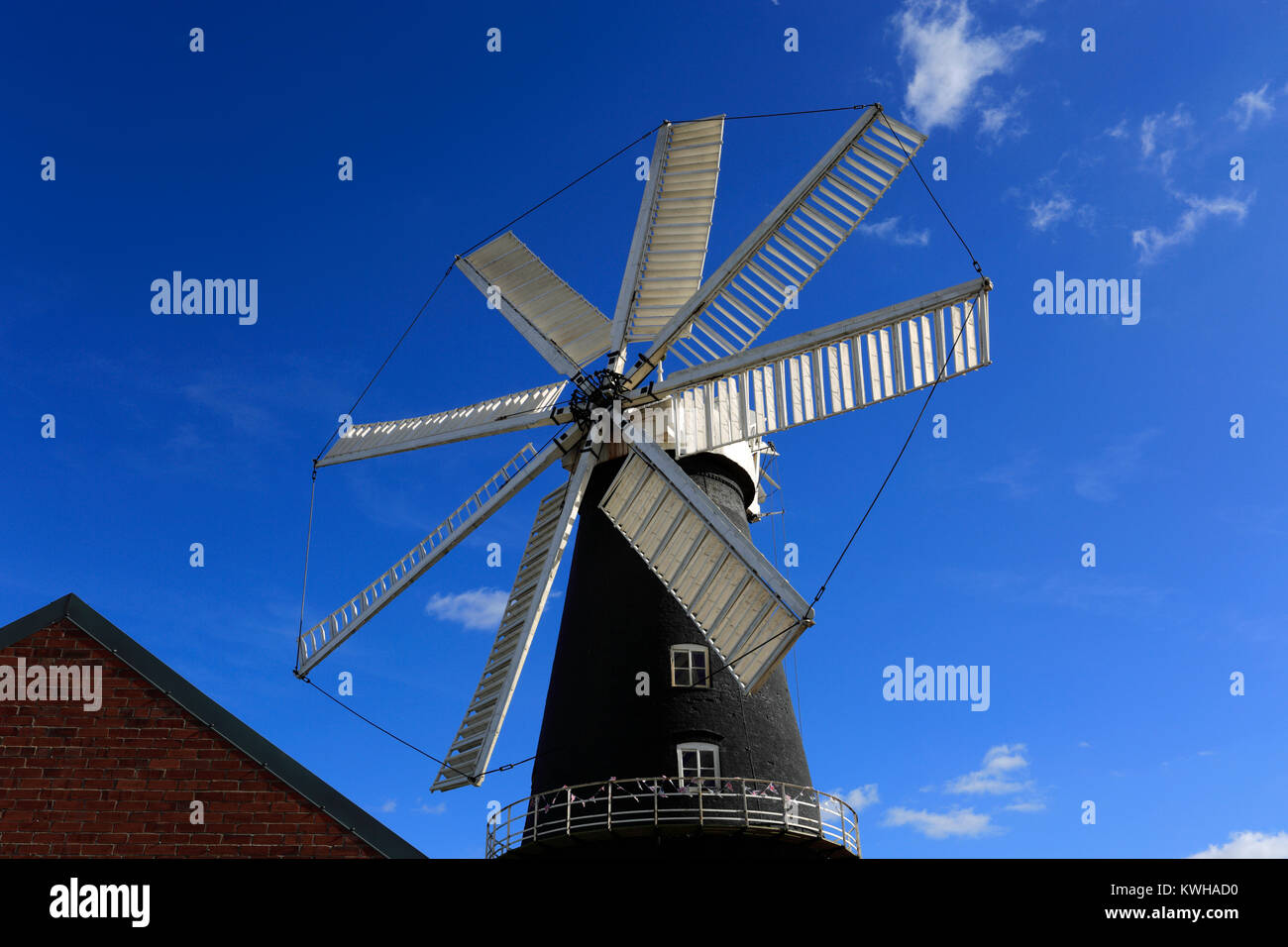 Heckington Moulin, village Heckington, Lincolnshire, Angleterre, Royaume-Uni Heckington Moulin est le seul moulin de la tour de huit navigué encore debout dans l'U Banque D'Images