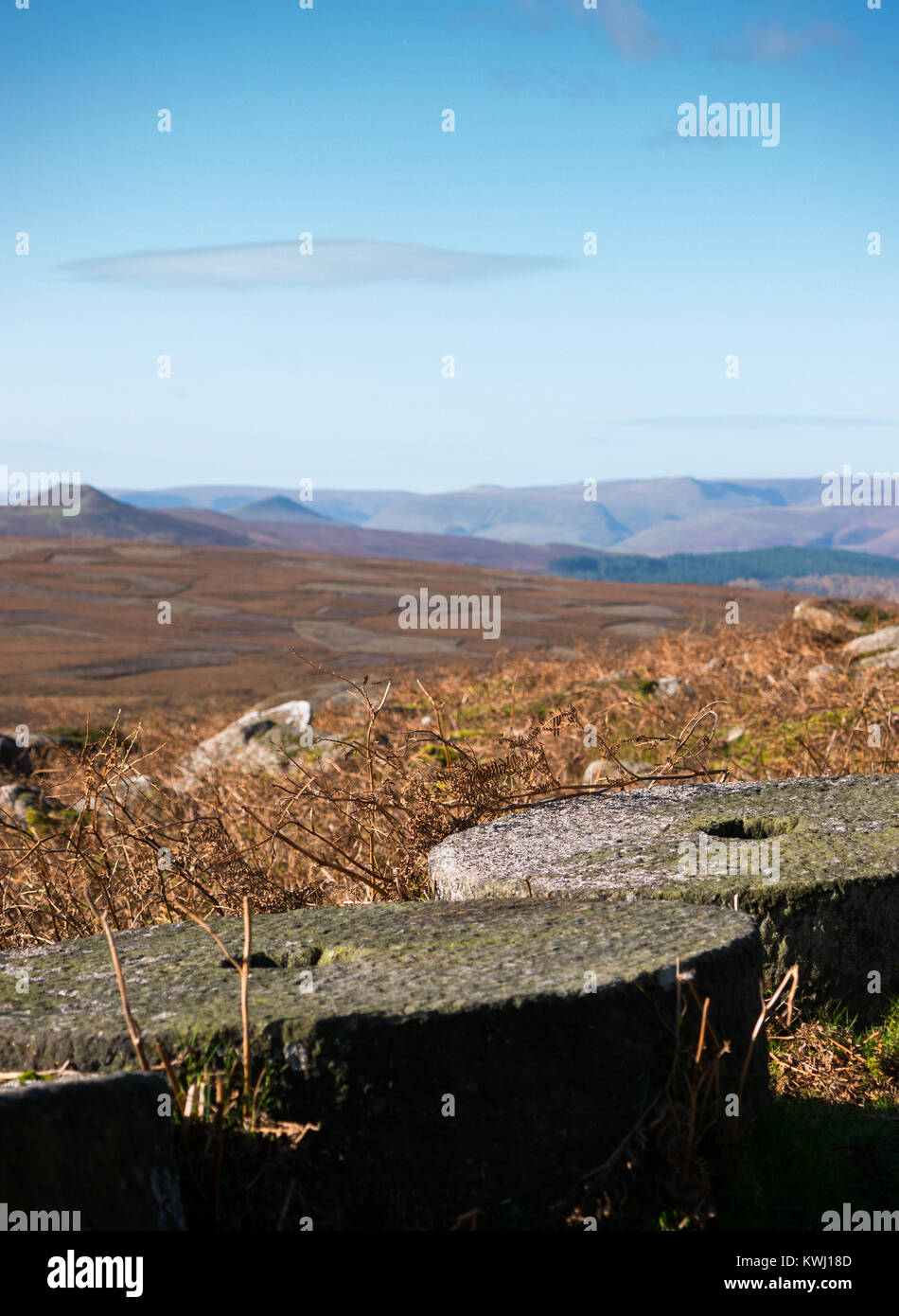 Meules à Stanage Edge dans le Peak District, UK Banque D'Images