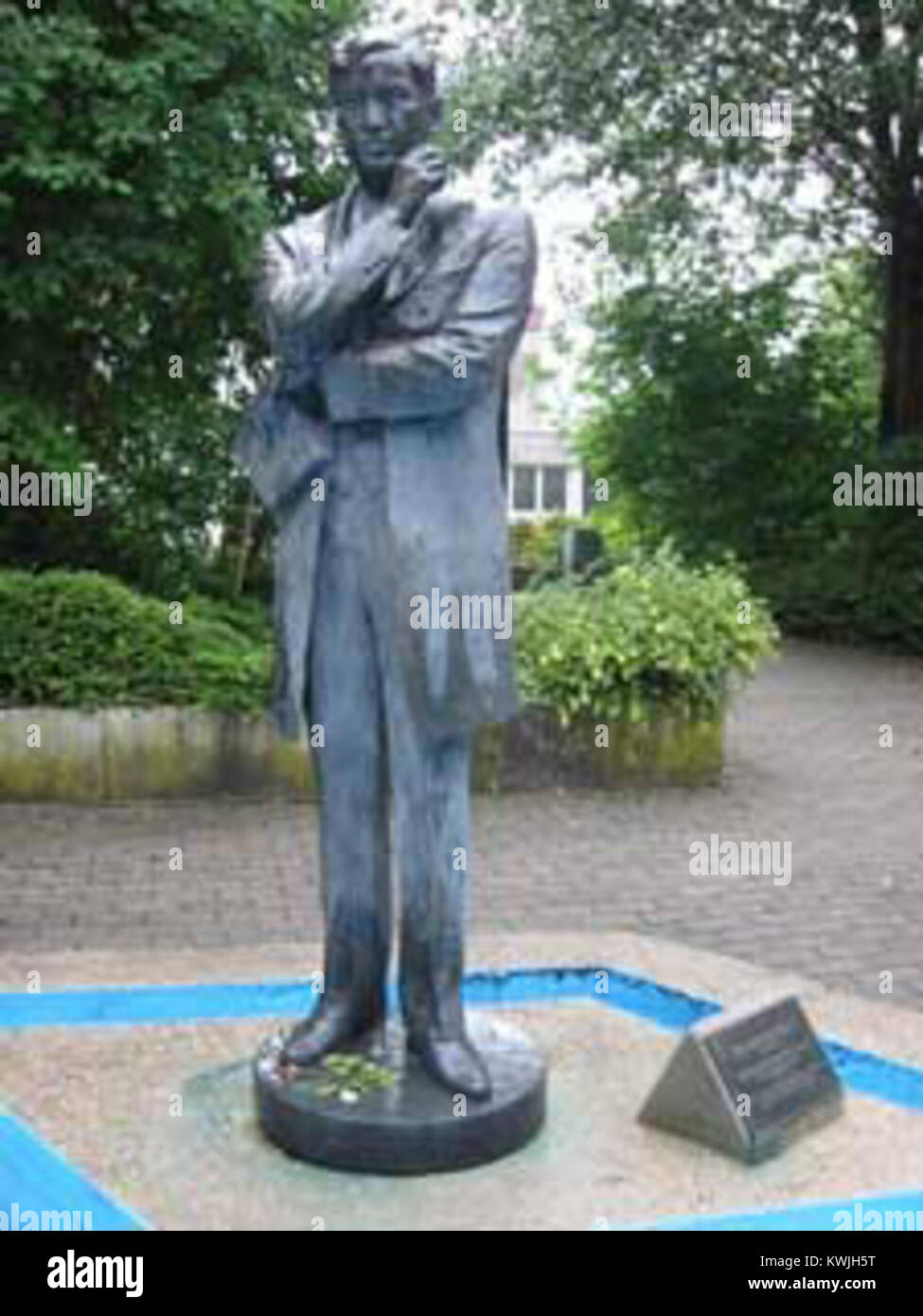 La statue de José Rizal à Wilhelmsfeld, en Allemagne, rend hommage au héros national philippin qui y a vécu pendant son exil européen à la fin du XIXe siècle, marquant son lien historique avec la ville. Banque D'Images