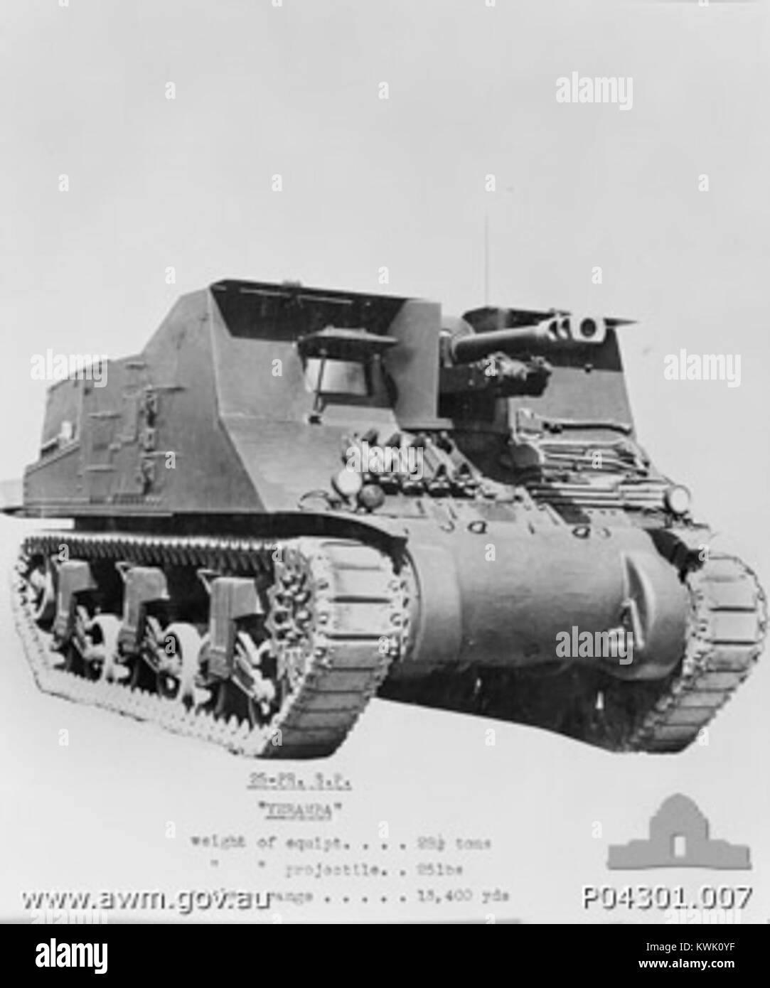 L’image intitulée « Yeramba spg » (Australian War Memorial référence p04301-007) montre une variante du canon automoteur australien (« Yeramba ») déployé par l’armée australienne pendant la seconde Guerre mondiale sur le théâtre du Pacifique. Banque D'Images