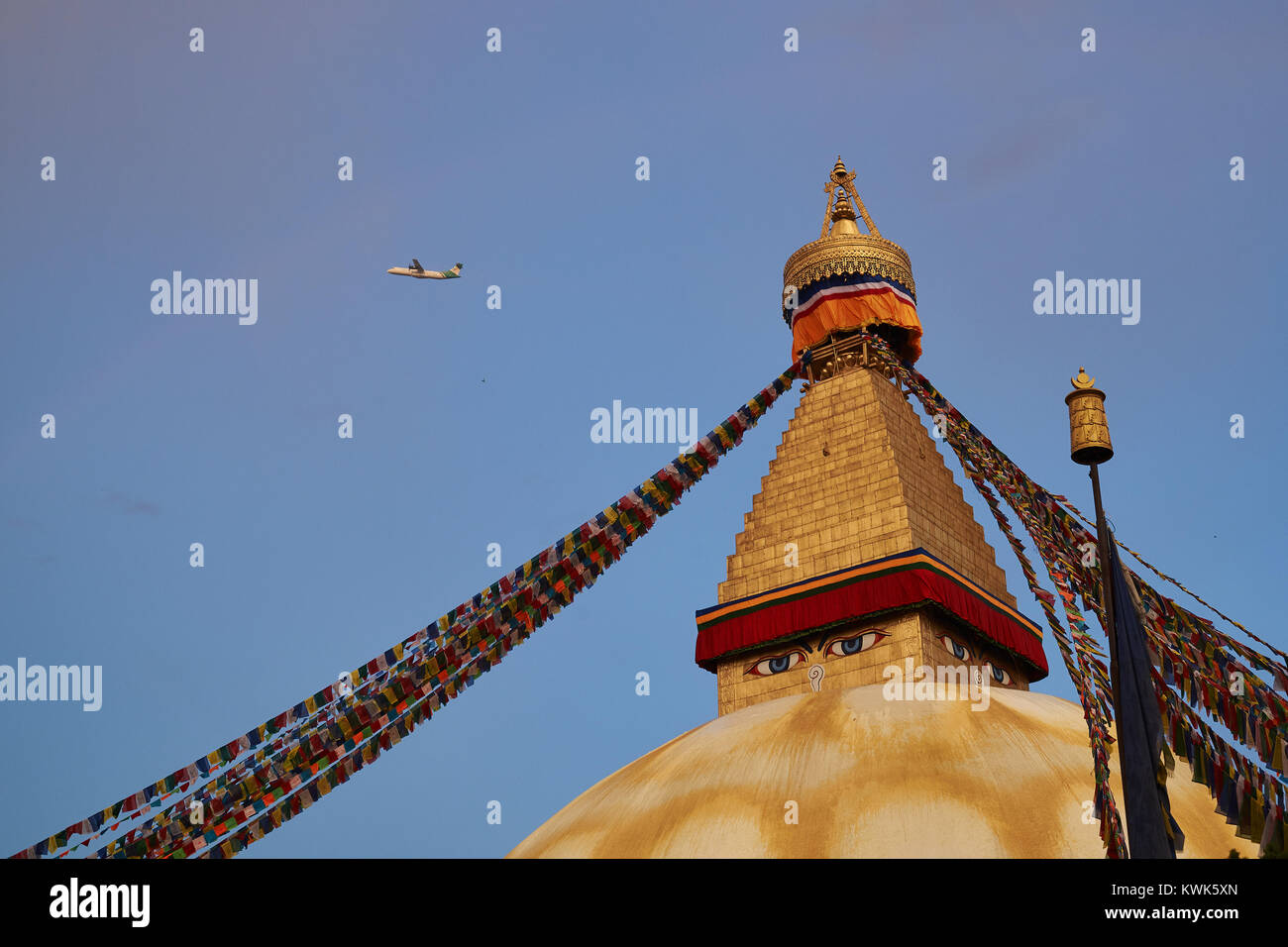 Au-dessus de l'avion de stupa bouddhiste Boudhanath, Katmandou, Népal Banque D'Images