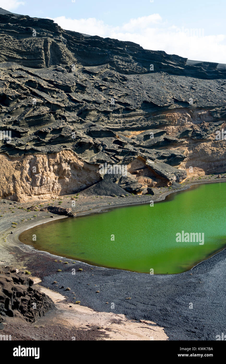 Le Green Lagoon (Charco de los Clicos), El Golfo, Lanzarote, îles Canaries, Espagne. Banque D'Images