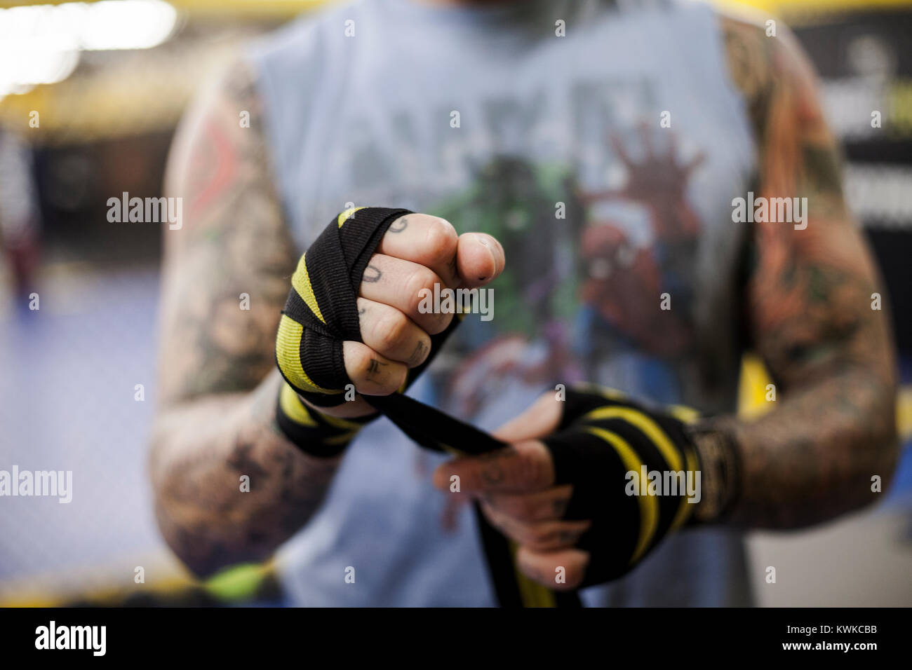 L'ancien lutteur de la WWF, CM Punk (Phil Brooks), photographiés au cours de sa séance d'entraînement à Roufusport Sport et MMA Academy à Milwaukee, Wisconsin. Banque D'Images