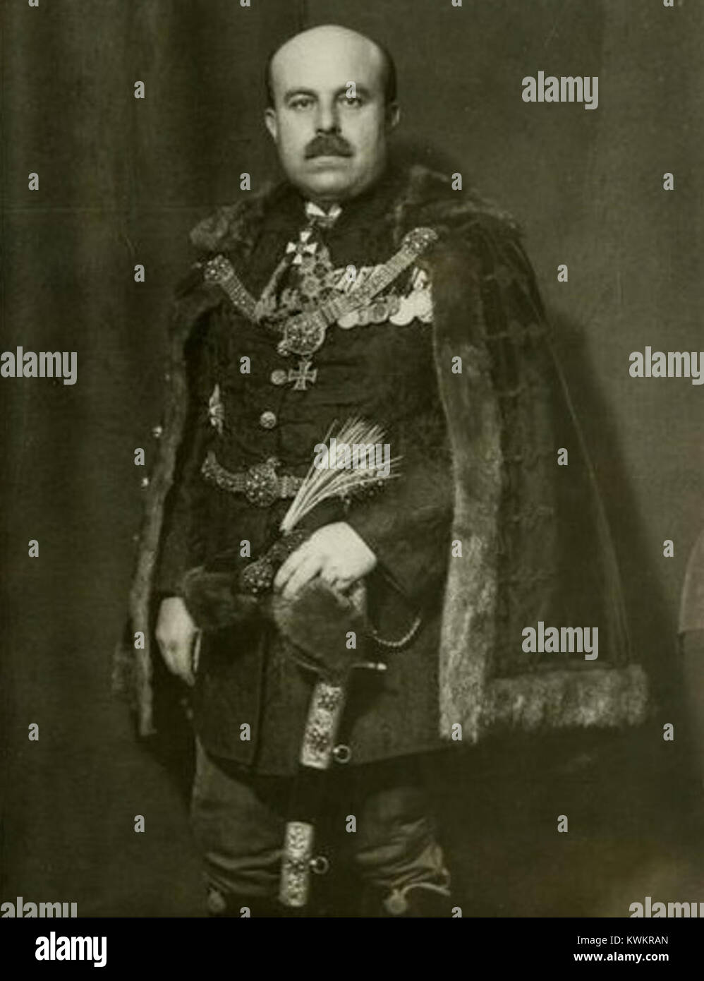 Aladár Huszár (1885-1945) est un avocat hongrois et un homme politique conservateur qui a été maire de Budapest de 1932 à 1934 et a occupé plusieurs postes de gouverneur de comté (főispán). Banque D'Images