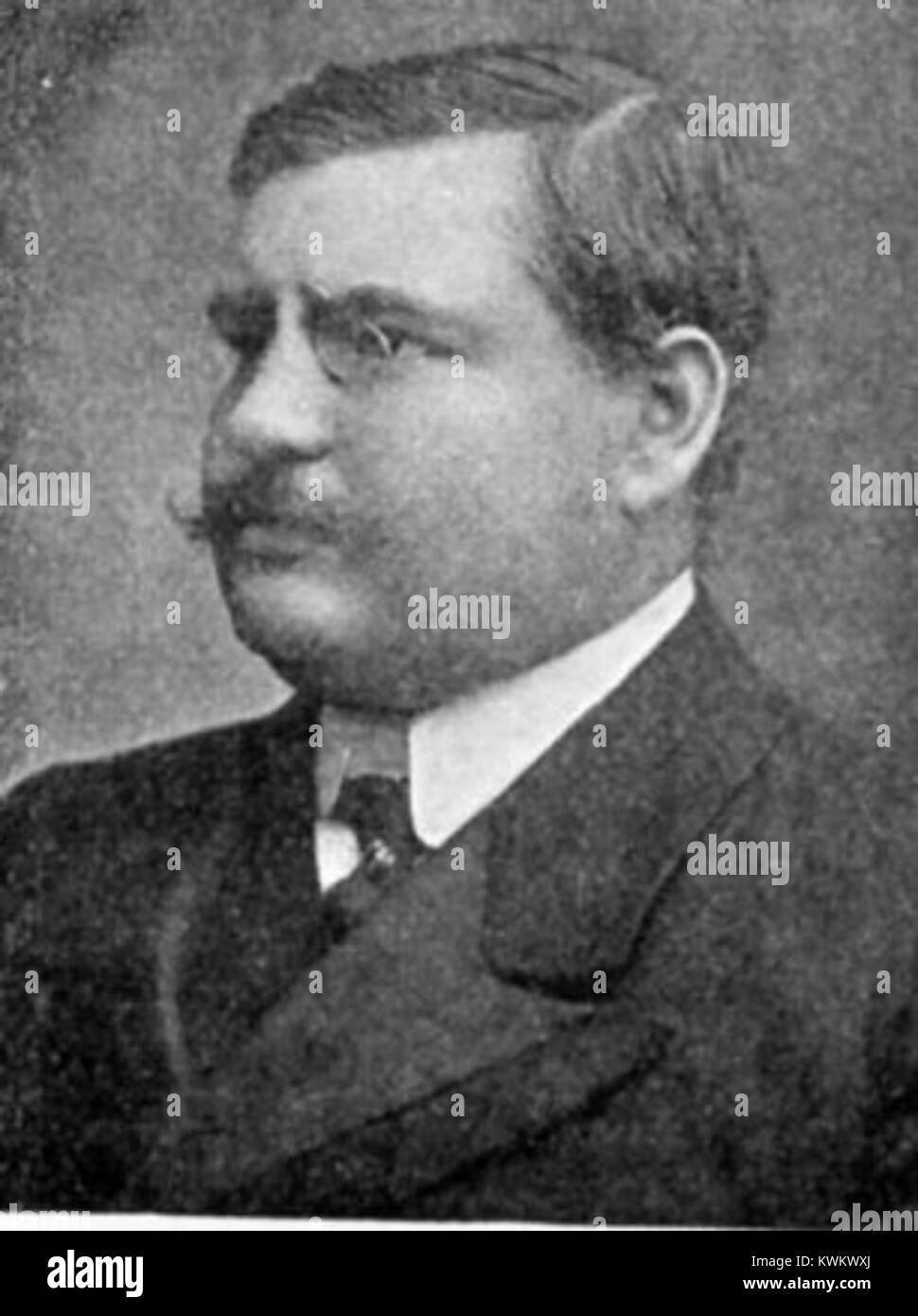 Portrait de Jaroslav Karel Kamper (1871-1911), architecte tchèque connu pour ses contributions à l'architecture et au design urbain du début du XXe siècle à Prague. Banque D'Images