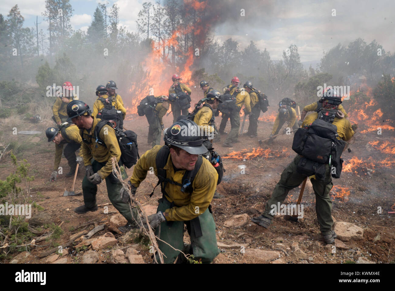 Seul le Brave est un 2017 American Biographical film d'action réalisé par Joseph Kosinski et écrit par Ken Nolan et Eric Warren Singer, fondée sur l'article "GQ" Pas de sortie par Sean Flynn. Cette photo est pour un usage éditorial uniquement et est l'auteur de la société film et/ou le photographe attribué par le film ou la société de production et ne peut être reproduite que par des publications dans le cadre de la promotion du film ci-dessus. Un crédit obligatoire pour l'entreprise de film est nécessaire. Le photographe devrait également être portés lorsqu'il est connu. Banque D'Images