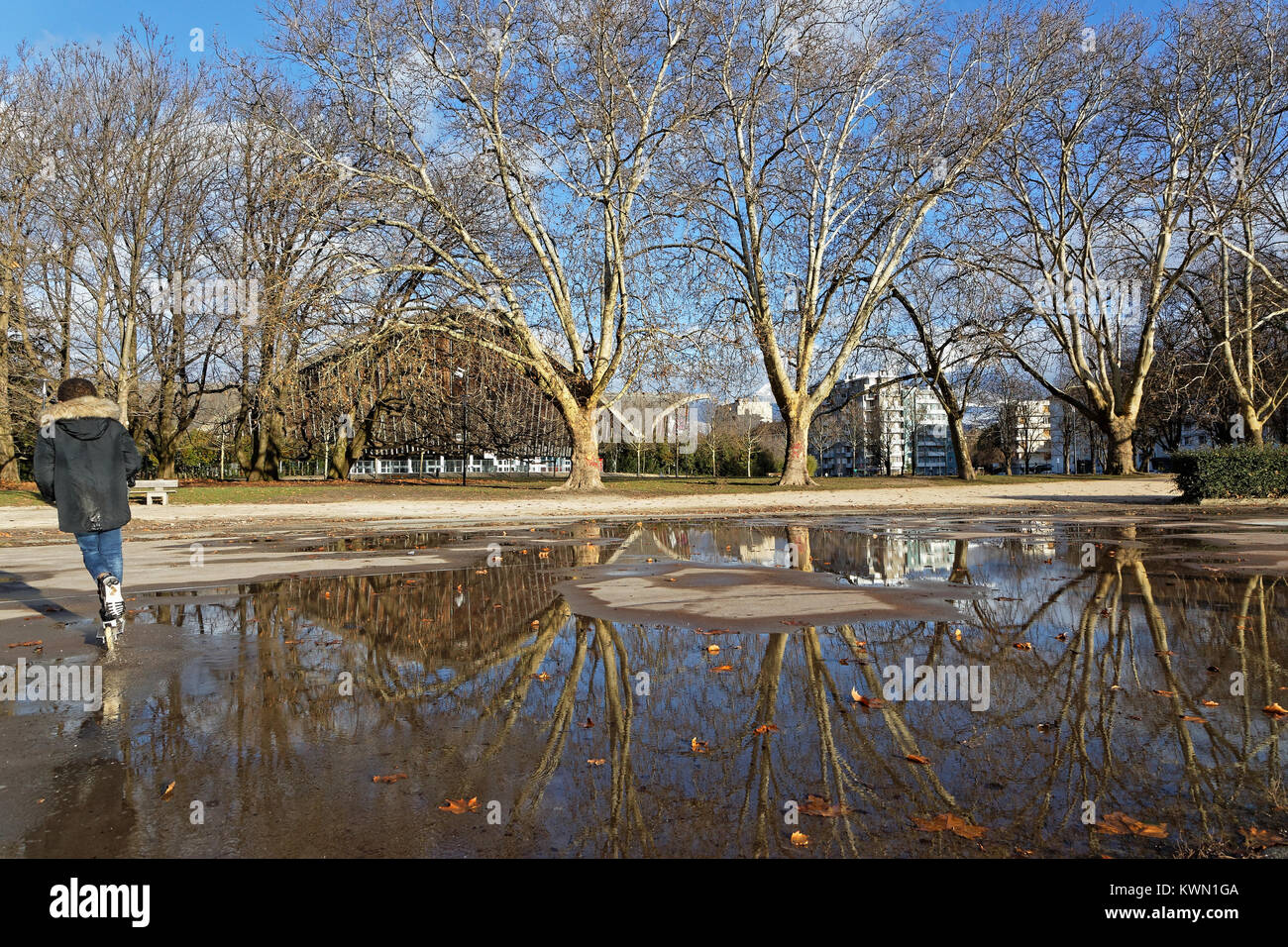 GRENOBLE, FRANCE, le 28 décembre 2017 : stade olympique d'hiver. Grenoble se prépare à commémorer les 50 ans de Jeux Olympiques d'hiver qui ont eu lieu dans l'EC Banque D'Images