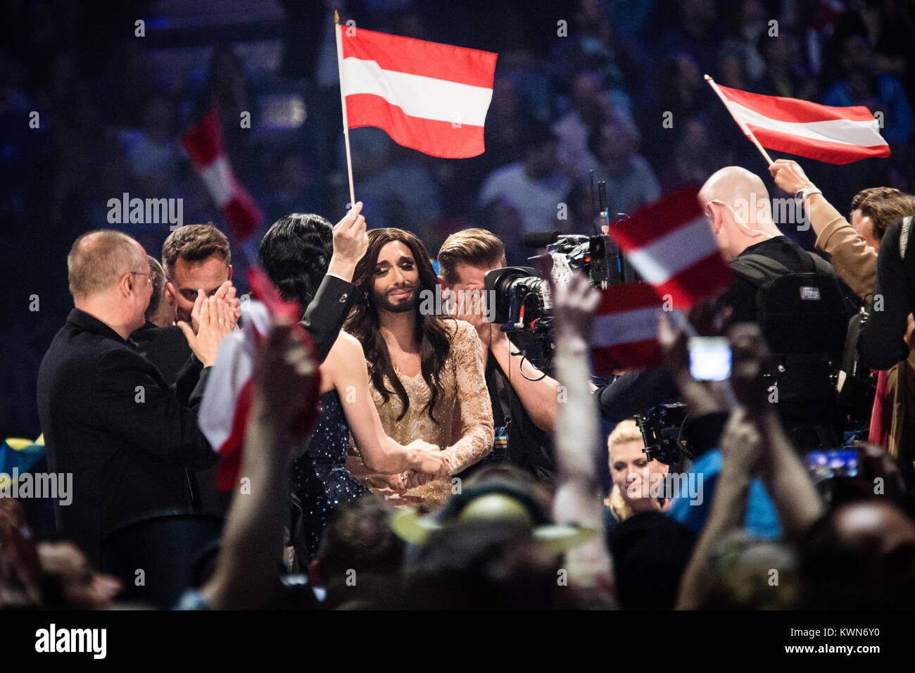 L'Autriche et Conchita Wurst, "la Femme à Barbe", gagner le Concours Eurovision de la Chanson 2014 avec la chanson gagnante 'prends comme un phoenix" à l'Eurovision à Copenhague final. Danemark 11/05 2014. Banque D'Images