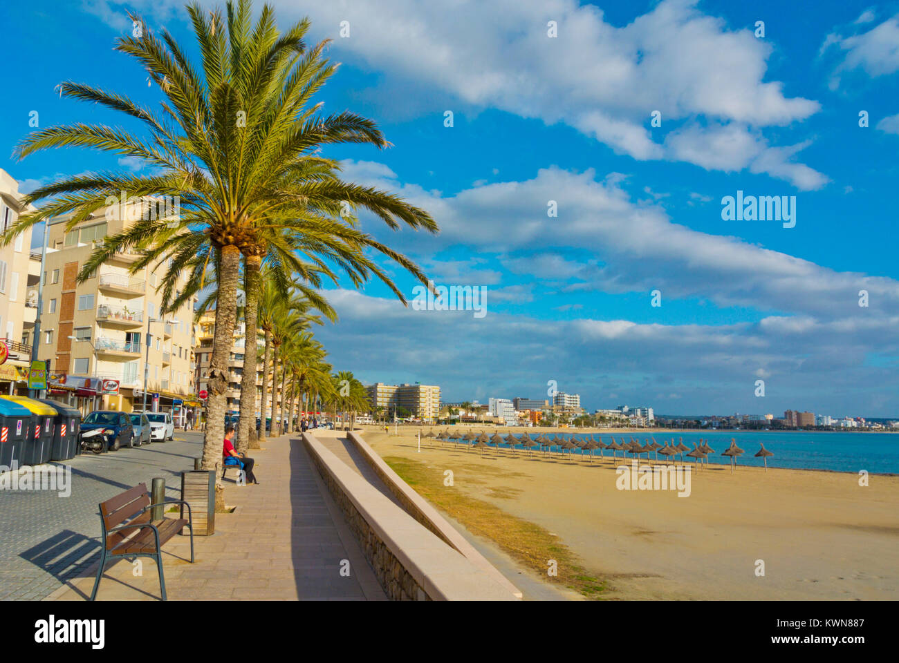 Promenade, plage, Carrer Palangres, Platja de Palma, Can Pastilla, à Palma, Majorque, îles Baléares, Espagne Banque D'Images