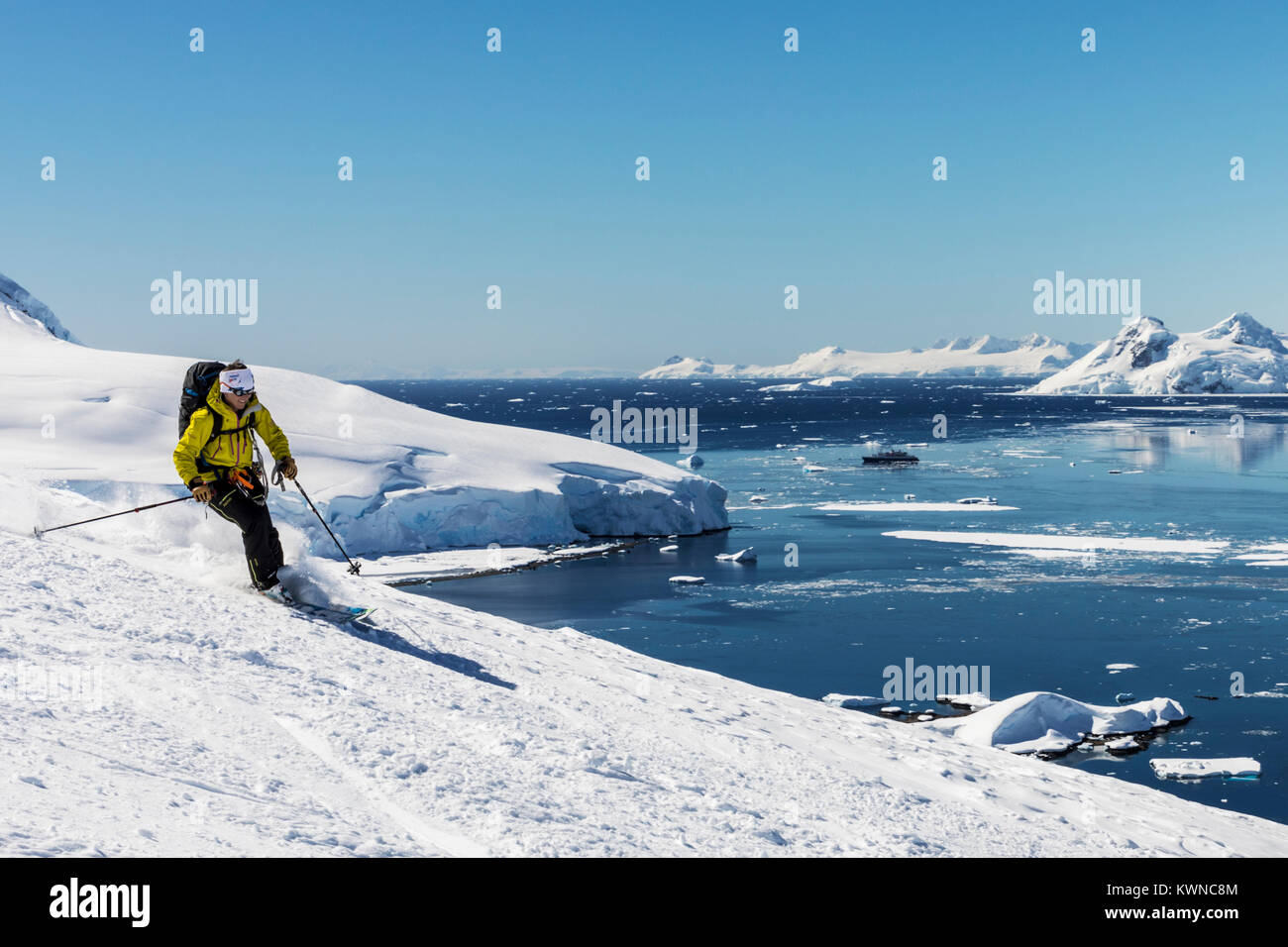 Ski alpin ; ski alpin ; Île Nansen l'Antarctique Banque D'Images
