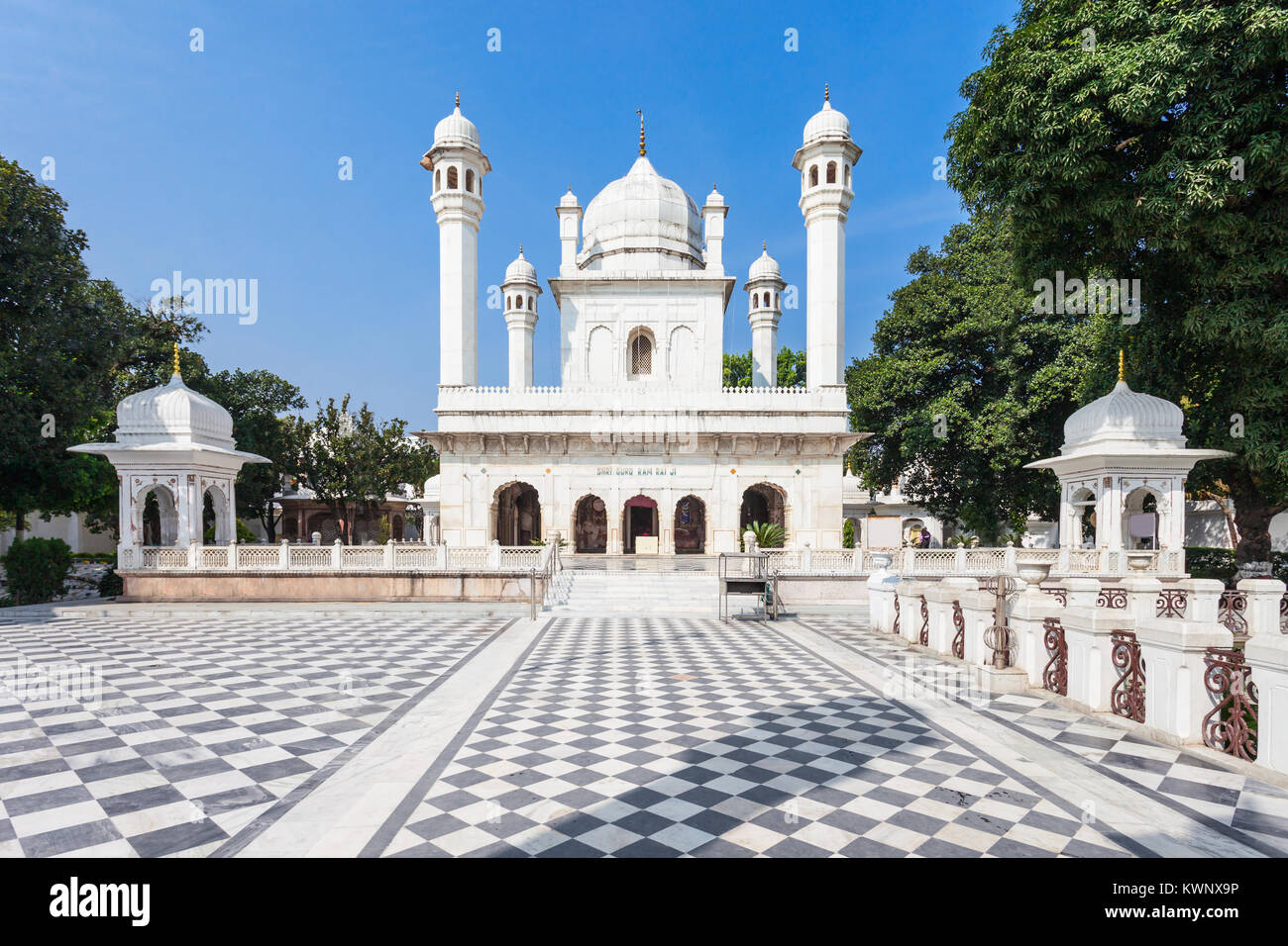 Ram Rai Darbar Darbar (Shri Guru Maharaj Ji Rai Ram) est un sikh gurdwara situé dans la ville de Dehradun, Inde Banque D'Images