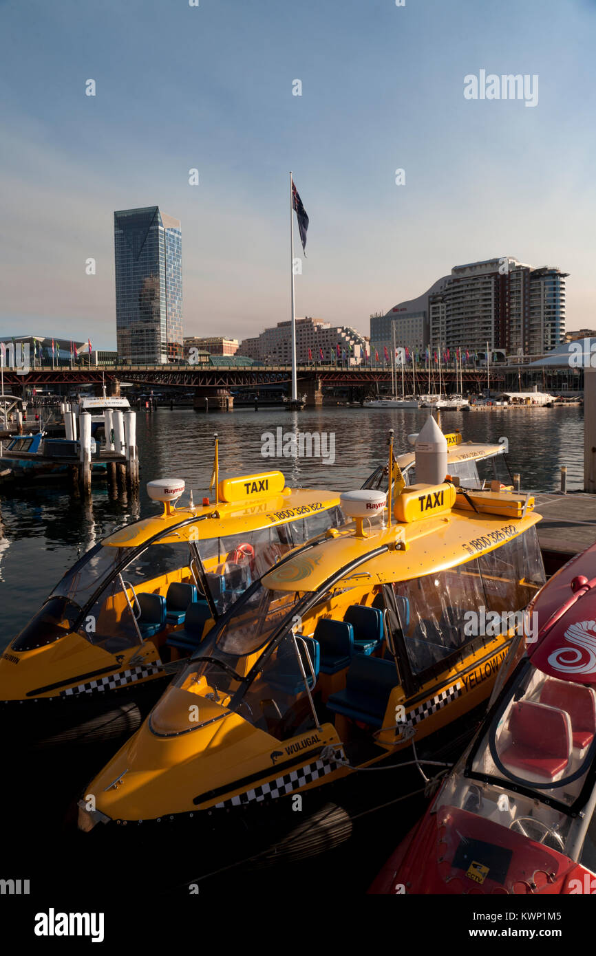 Les bateaux-taxis de Darling Harbour à Sydney New South Wales australie Banque D'Images