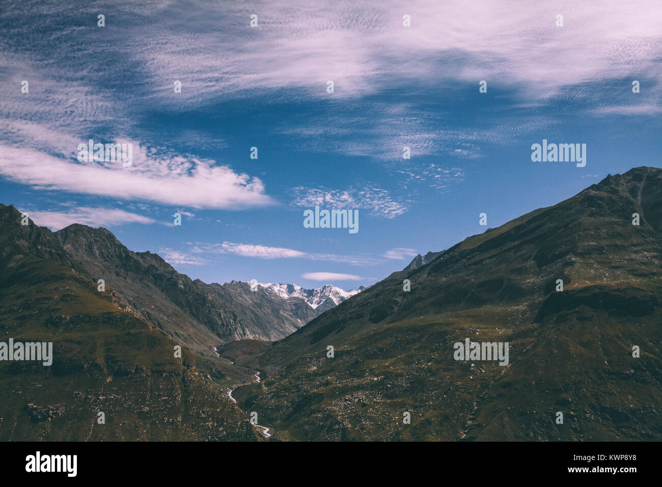 Belle vue panoramique sur la montagne paysage en Himalaya indien, Rohtang Banque D'Images