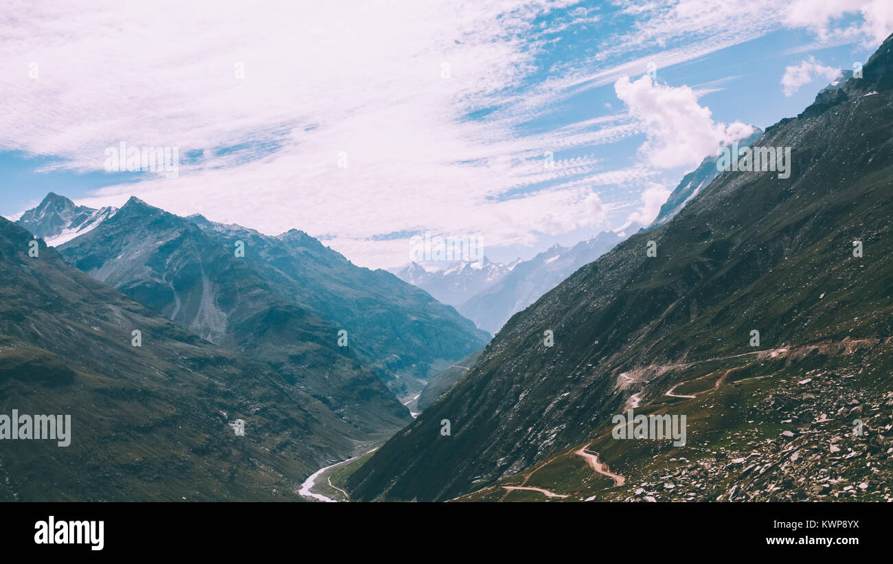 Superbe paysage de montagnes en Himalaya indien, Rohtang Banque D'Images