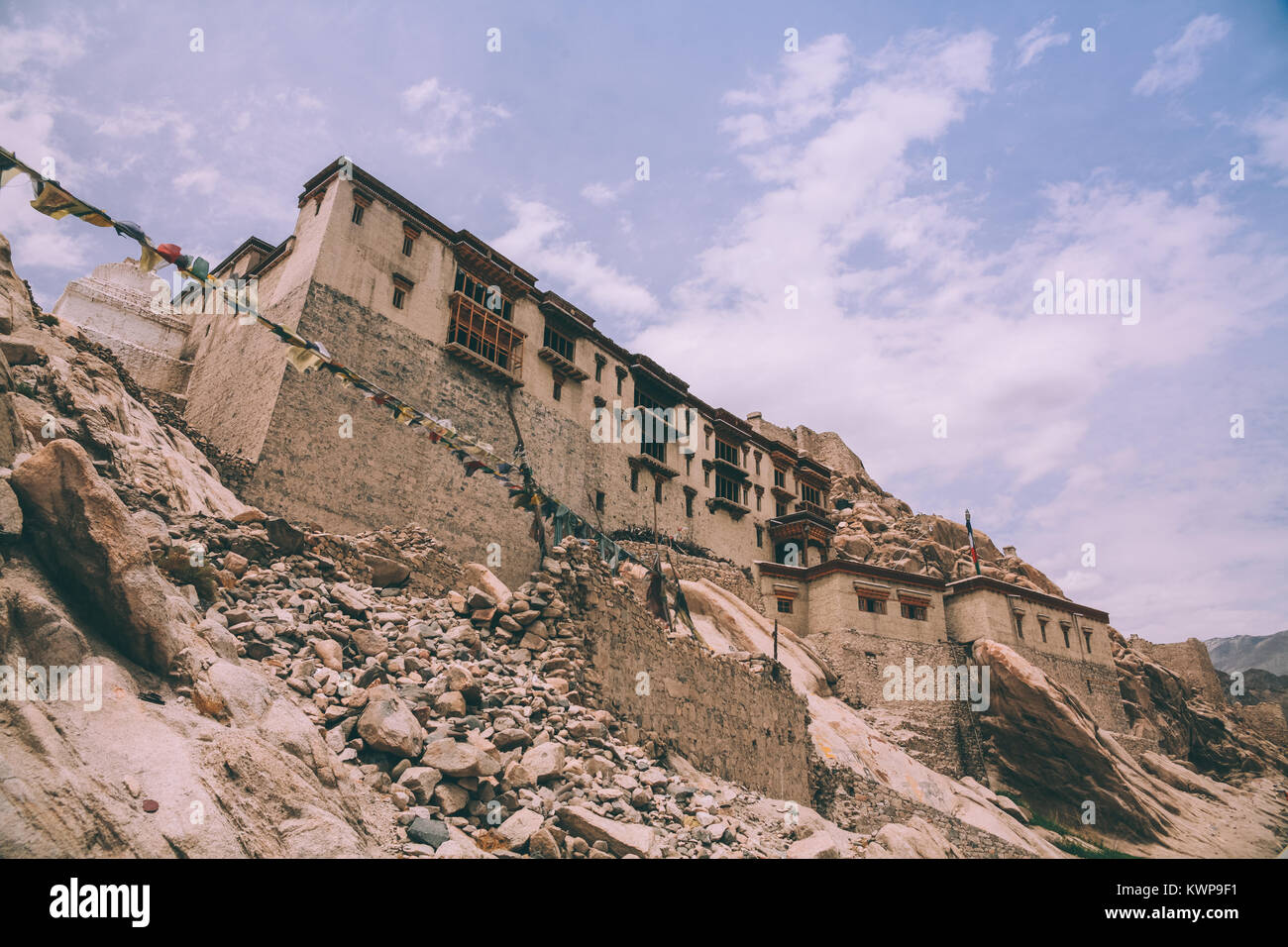 Low angle view de l'architecture traditionnelle en Himalaya indien, Leh Banque D'Images