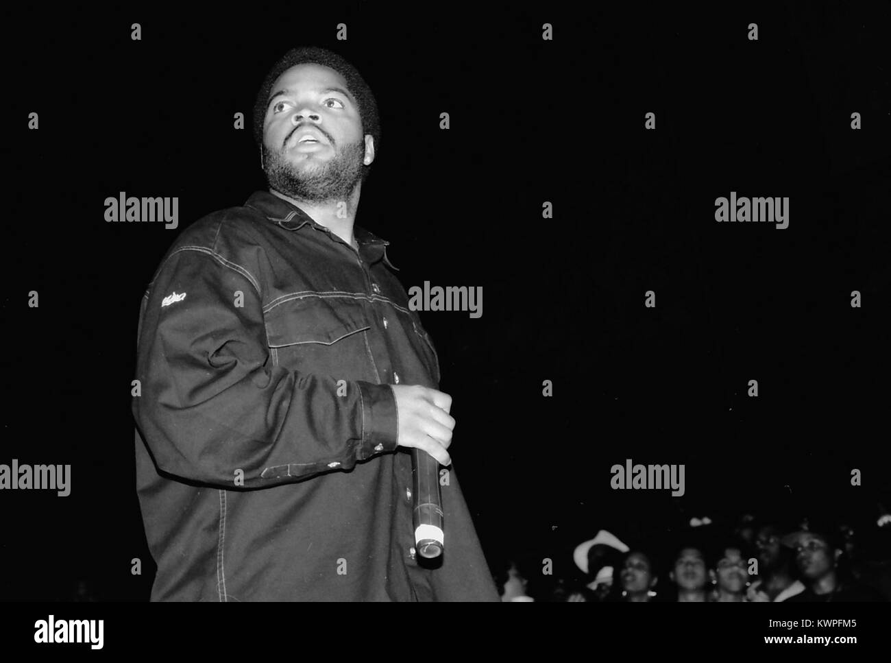 SAN FRANCISCO, CA - 1992 : Ice Cube d'effectuer en 1993. Crédit : Pat Johnson/MediaPunch Banque D'Images