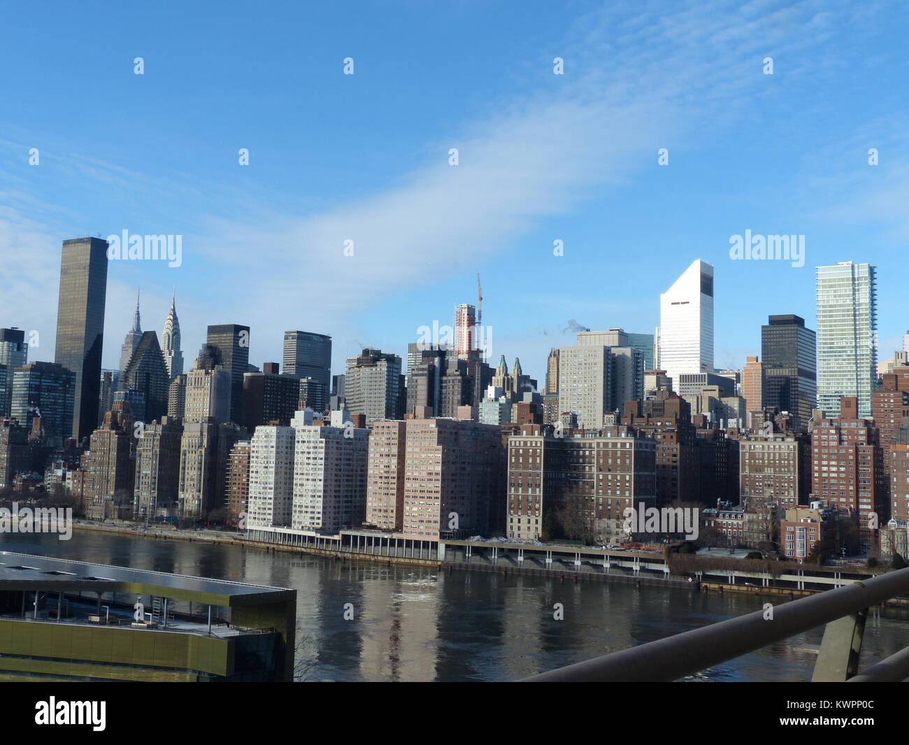 La ville de New York, le Chrysler Building et l'Empire State Building avec Trump World Tower, Citicorp Building et le Pan Am Building vue d'Ed Koch Queensbor Banque D'Images