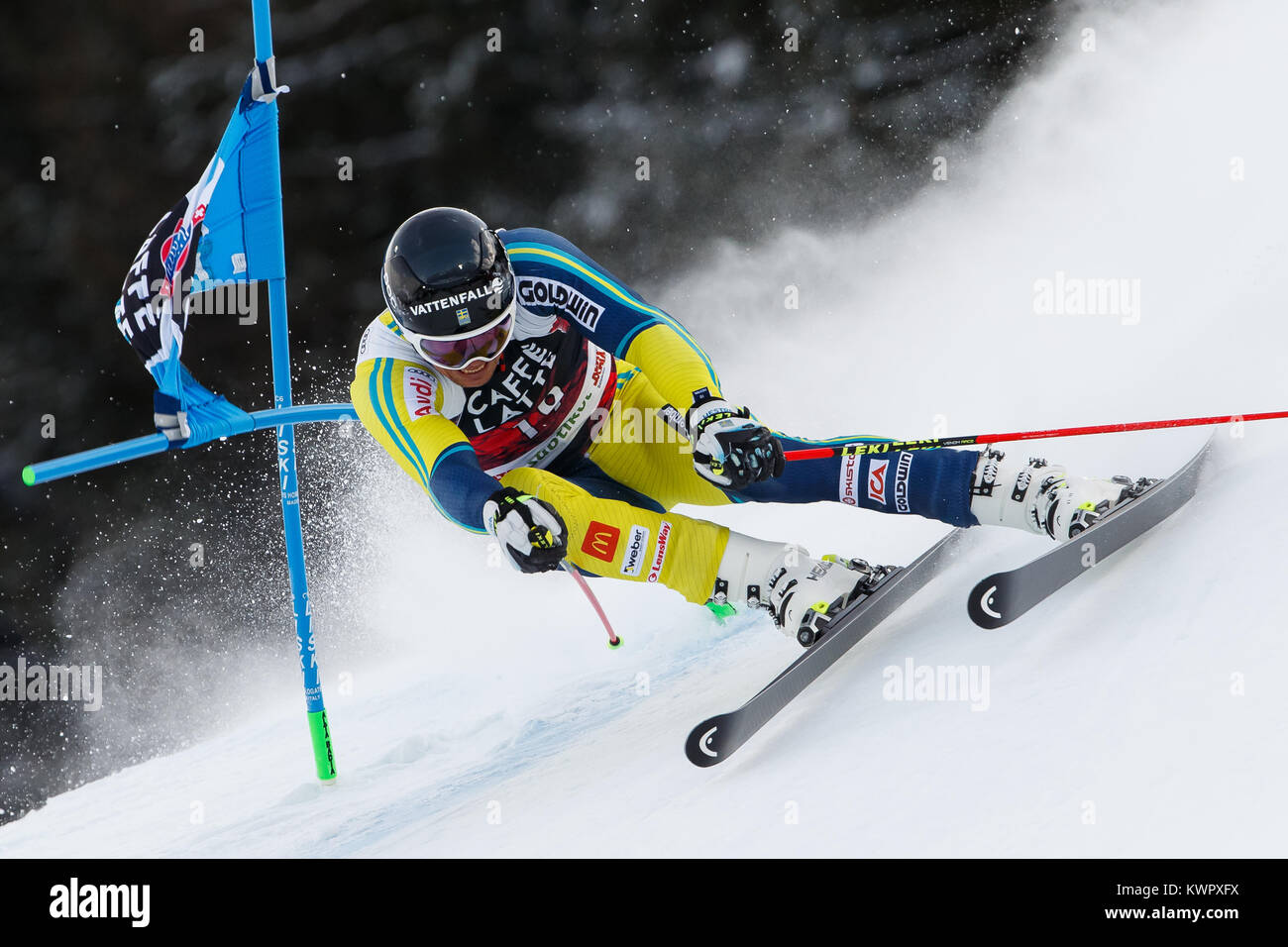 L'Alta Badia, Italie 17 décembre 2017. MYHRER Andre (SWE) qui se font concurrence sur les AUDI FIS Coupe du Monde de Ski alpin Slalom géant hommes sur la Gran Risa Cours Banque D'Images