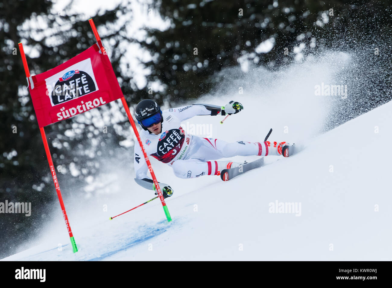 L'Alta Badia, Italie 17 décembre 2017. WALCH Magnus (Aut) qui se font concurrence sur les AUDI FIS Coupe du Monde de Ski alpin Slalom géant hommes sur la Gran Risa Cours Banque D'Images