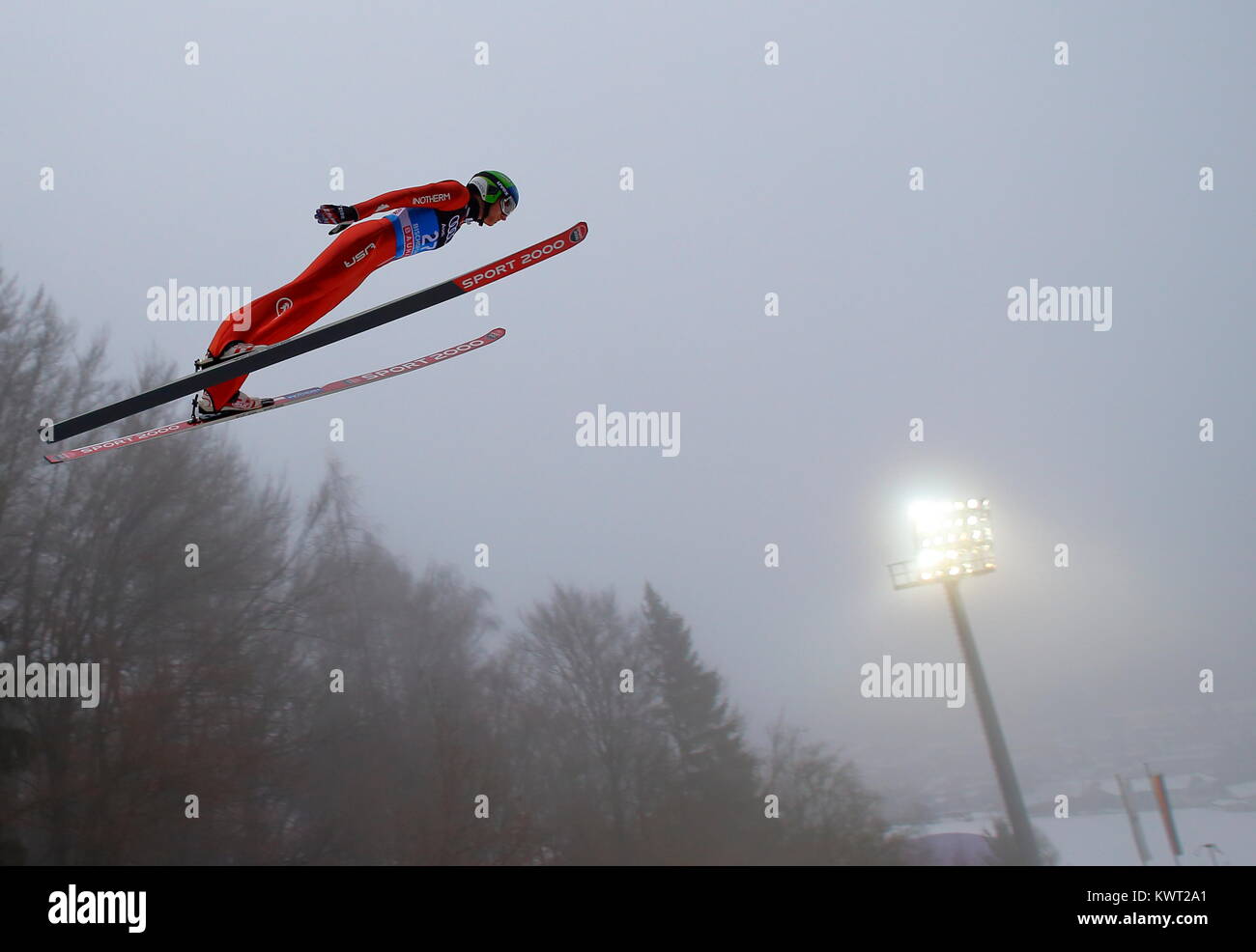 Bischofshofen, Autriche. 05th, Jan 2018. Le ​United Rohads William de membres est en concurrence lors d'un saut d'entraînement au jour 7 de la 66e quatre Hills Ski compétition de sauts à Bischofshofen, Autriche, 05 janvier 2018. (PHOTO) Alejandro Sala/Alamy Live News Banque D'Images