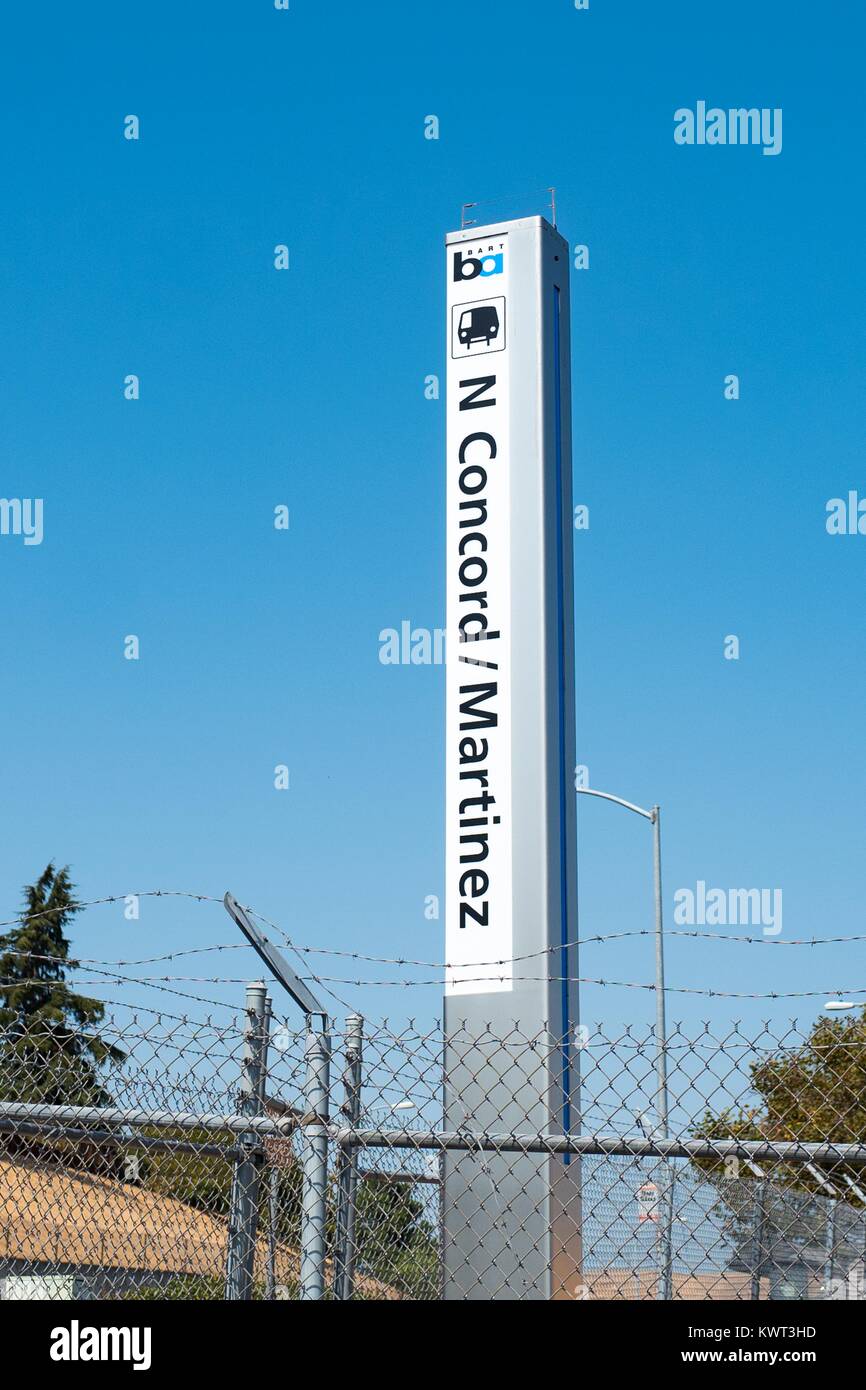 La signalisation pour le Nord Concord/Martinez gare de la Bay Area Rapid Transit (BART) regional high speed rail system, Concord, Californie, le 8 septembre 2017. Banque D'Images