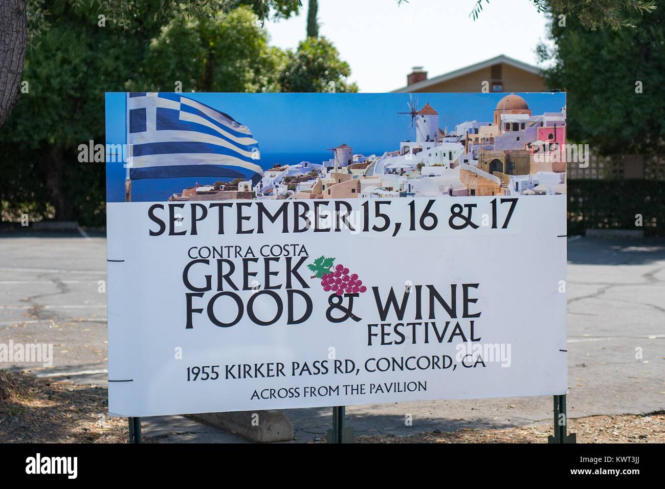 La publicité signalisation grec Contra Costa Food and Wine Festival, un festival annuel de la culture grecque dans la région de comté de Contra Costa, Concord, Californie, le 8 septembre 2017. Banque D'Images