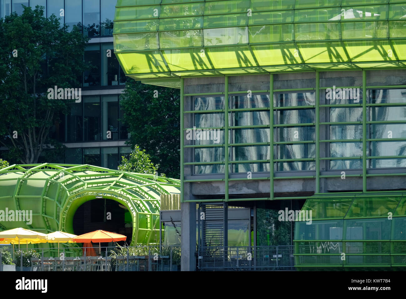 France, Paris, Cité de la mode et du Design (Ville