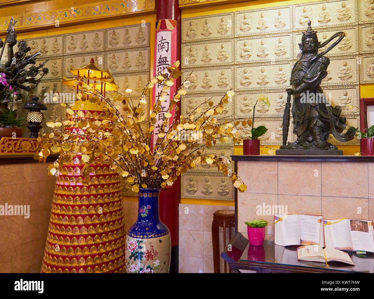 De l'intérieur Fo Guang Shan bouddhiste il Hua Temple avec arbre des désirs, Amsterdam, Pays-Bas Banque D'Images