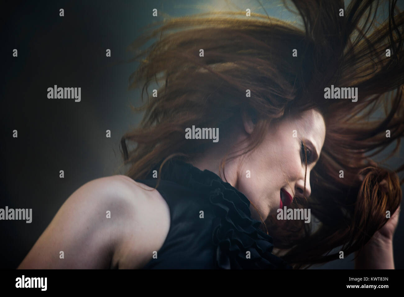 Le groupe de metal symphonique Epica effectue un concert live au festival de heavy metal danois Copenhell 2016 à Copenhague. Ici la chanteuse Simone Simons est vu sur scène. Le Danemark, le 24/06 2016. Banque D'Images Le groupe de metal symphonique Epica effectue un concert live au festival de heavy metal danois Copenhell 2016 à Copenhague. Ici la chanteuse Simone Simons est vu sur scène. Le Danemark, le 24/06 2016. Banque D'Images
