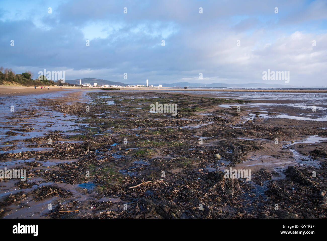 La Baie de Swansea, Pays de Galles du Sud sous un ciel d'après-midi d'hiver. Banque D'Images