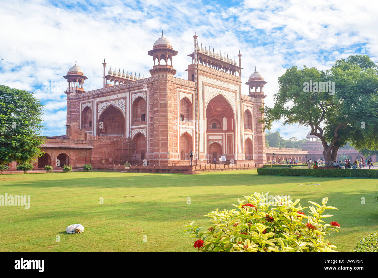 La grande porte au Taj Mahal à Agra, Inde Banque D'Images