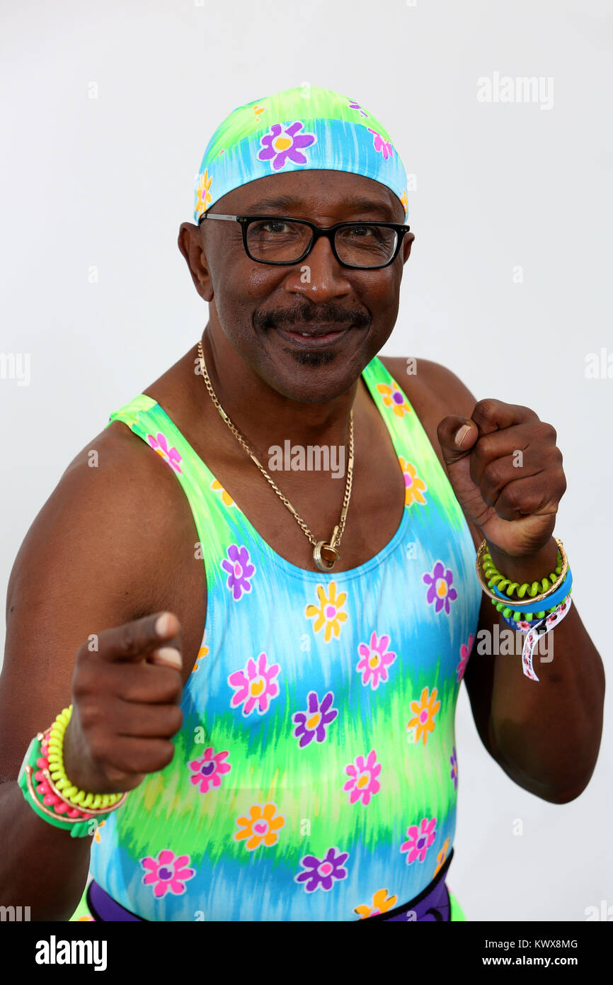 L'icône Fitness Mr Motivator, (alias Derrick Evans), représenté à Londres, Royaume-Uni. Banque D'Images