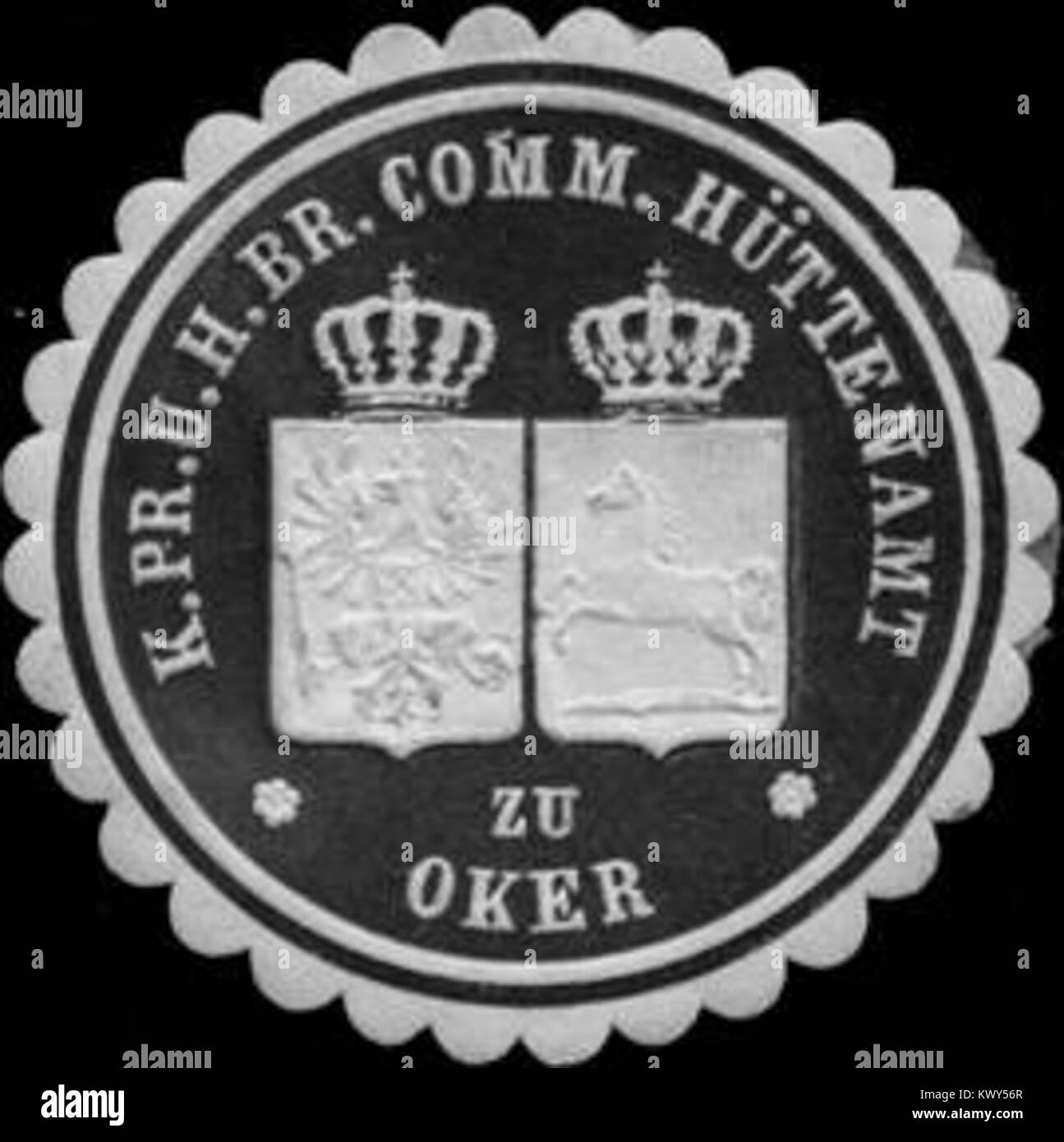 Une étiquette de scellement prussienne royale de la Royal and H. Br. Commission Hüttenamt (bureau de surveillance des mines et des aciéries) à Oker, utilisée pour sceller les papiers industriels ou administratifs officiels. Banque D'Images