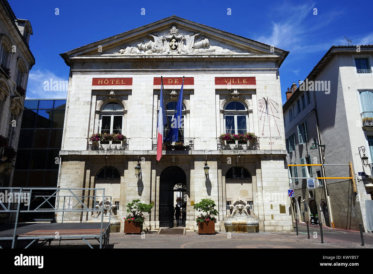 BOURG EN BRESSE, FRANCE - CIRCA JUILLET 2015 Hôtel de Ville Banque D'Images