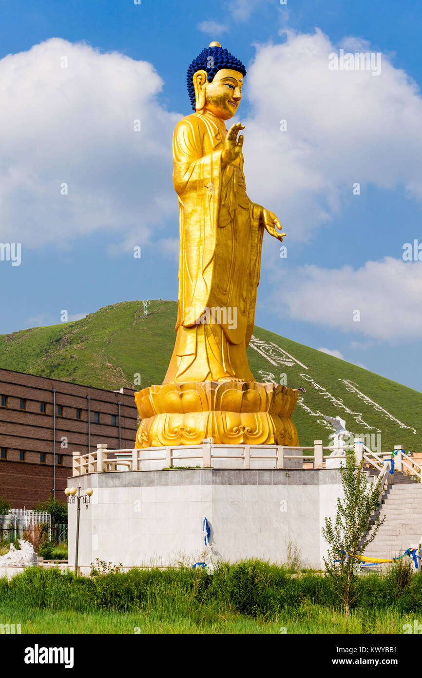 Bouddha Park International est situé au pied de la colline de Zaisan Tolgoi à Oulan-Bator, Mongolie Banque D'Images