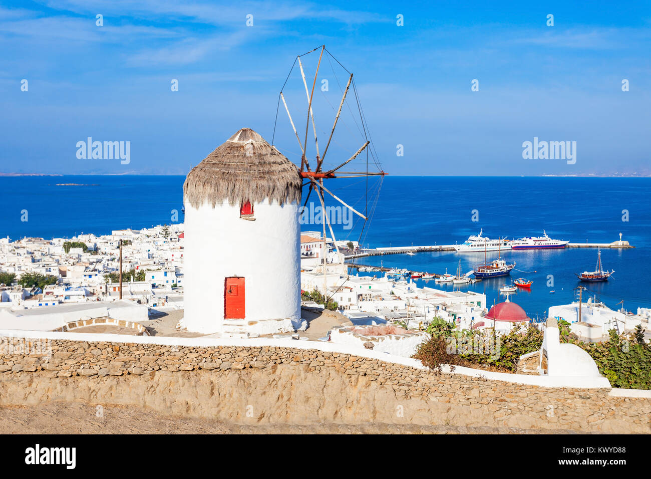 Boni ou Bonis moulin au folklore musée agricole dans la ville de Mykonos, l'île de Mykonos, Cyclades, en Grèce. Banque D'Images