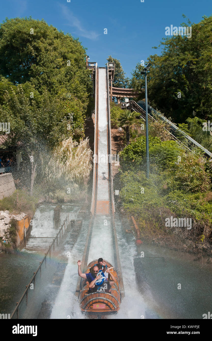 Isla Magica (Magic Island) parc à thème, l'Anaconda attraction - descente rapide et Splash, Séville, Andalousie, Espagne, Europe Banque D'Images