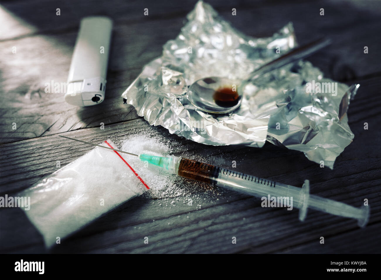 La toxicomanie et la seringue d'héroïne cuit sur spoon Banque D'Images