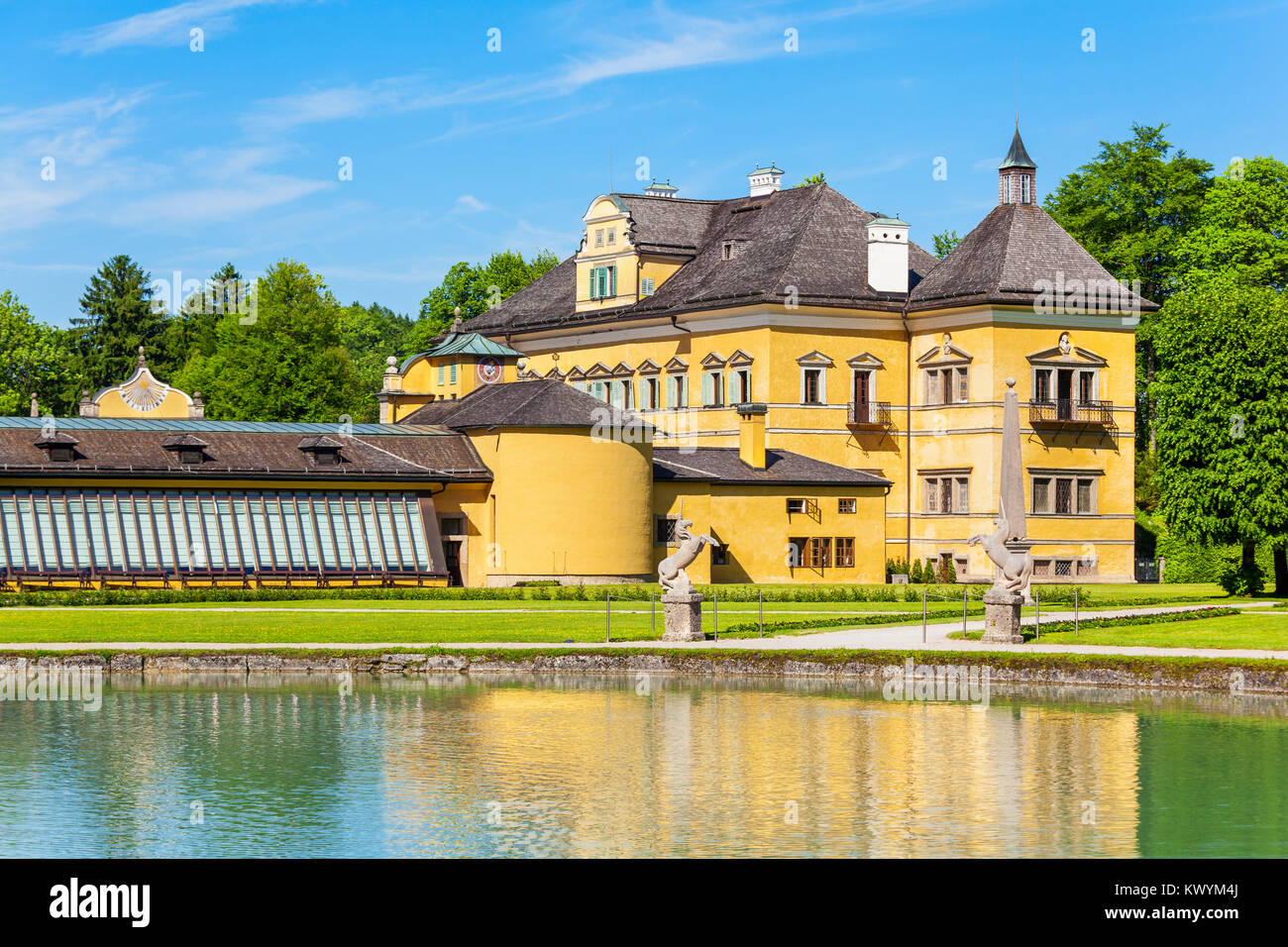 Palais Hellbrunn ou Schloss Hellbrunn à Salzbourg, Autriche. Palais Hellbrunn est une villa baroque précoce de la taille d'un palais dans un quartier sud de la Banque D'Images