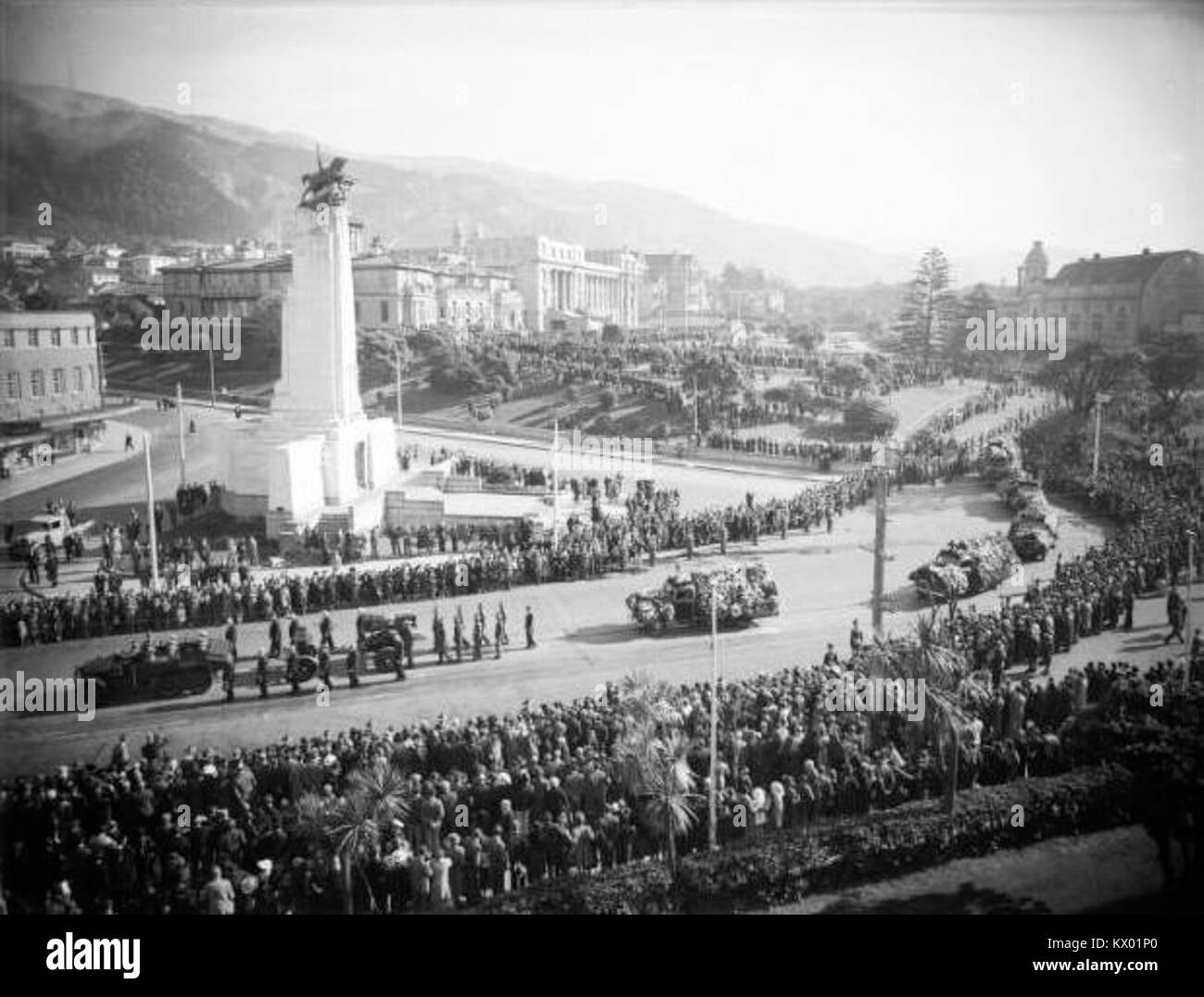 Michael Joseph Savage's Funeral procession, Lambton Quay, Wellington, ca Avril 1940 Banque D'Images